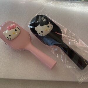 SANRIO FOR HELLO KITTY FULL SIZE DETANGLING BRUSH (JAPAN) NWT get your pick